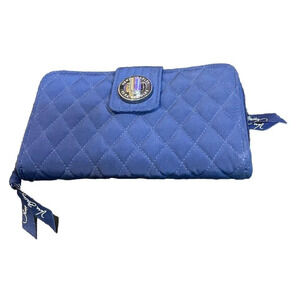 Vera Bradley RFID Turnlock Wallet Classic Navy Blue‎ Quilted Zip Around Travel